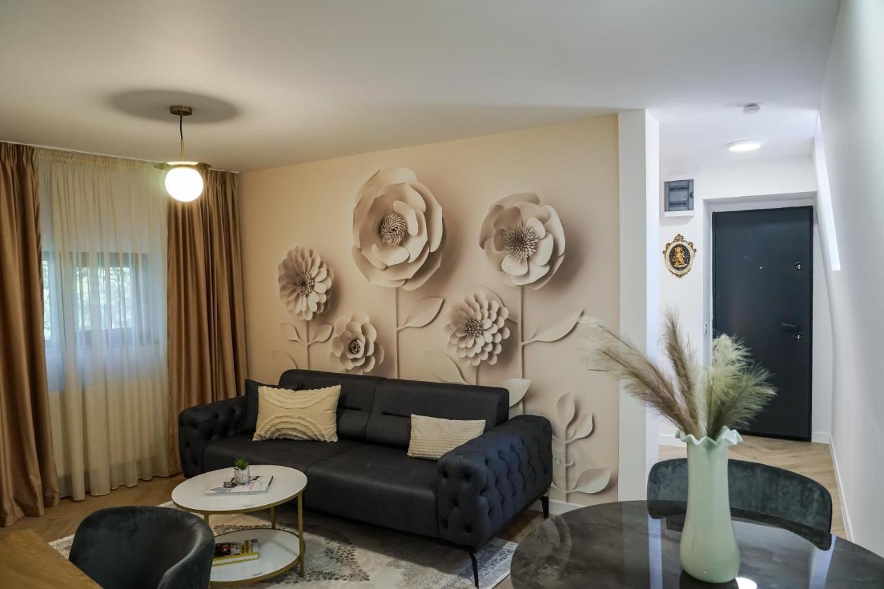 The Urban Oasis Apartment Bucureşti Exterior foto